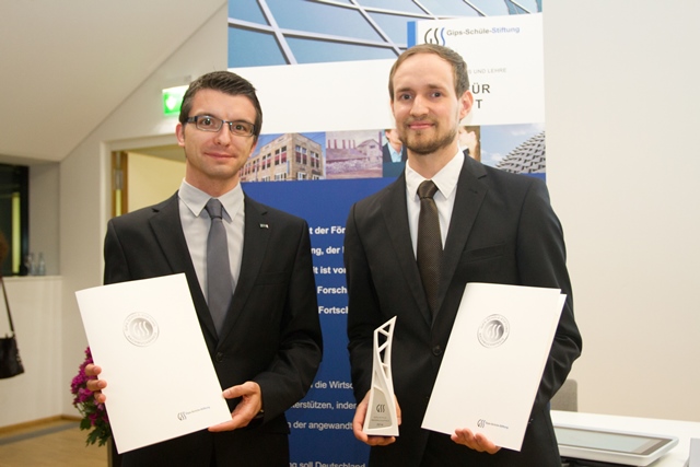 Die ersten beiden Preisträger Dr. Torsten Hopp und Dr. Felix Löffler